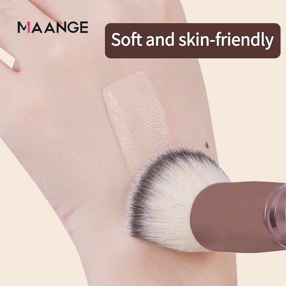 Brocha de Maquillaje con Estuche — Base Perfecta en Segundos