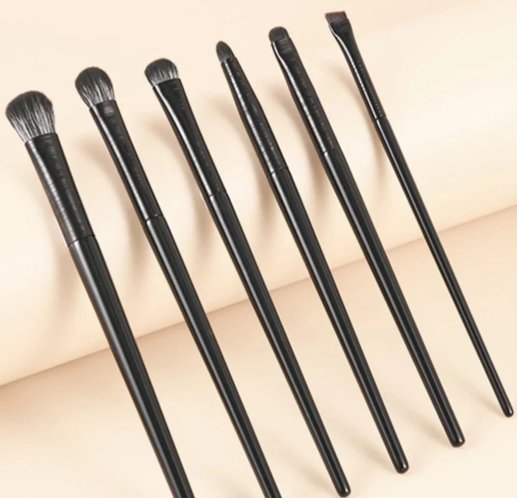 Set de 6 Brochas de Ojos — Maquillaje con Acabado Profesional